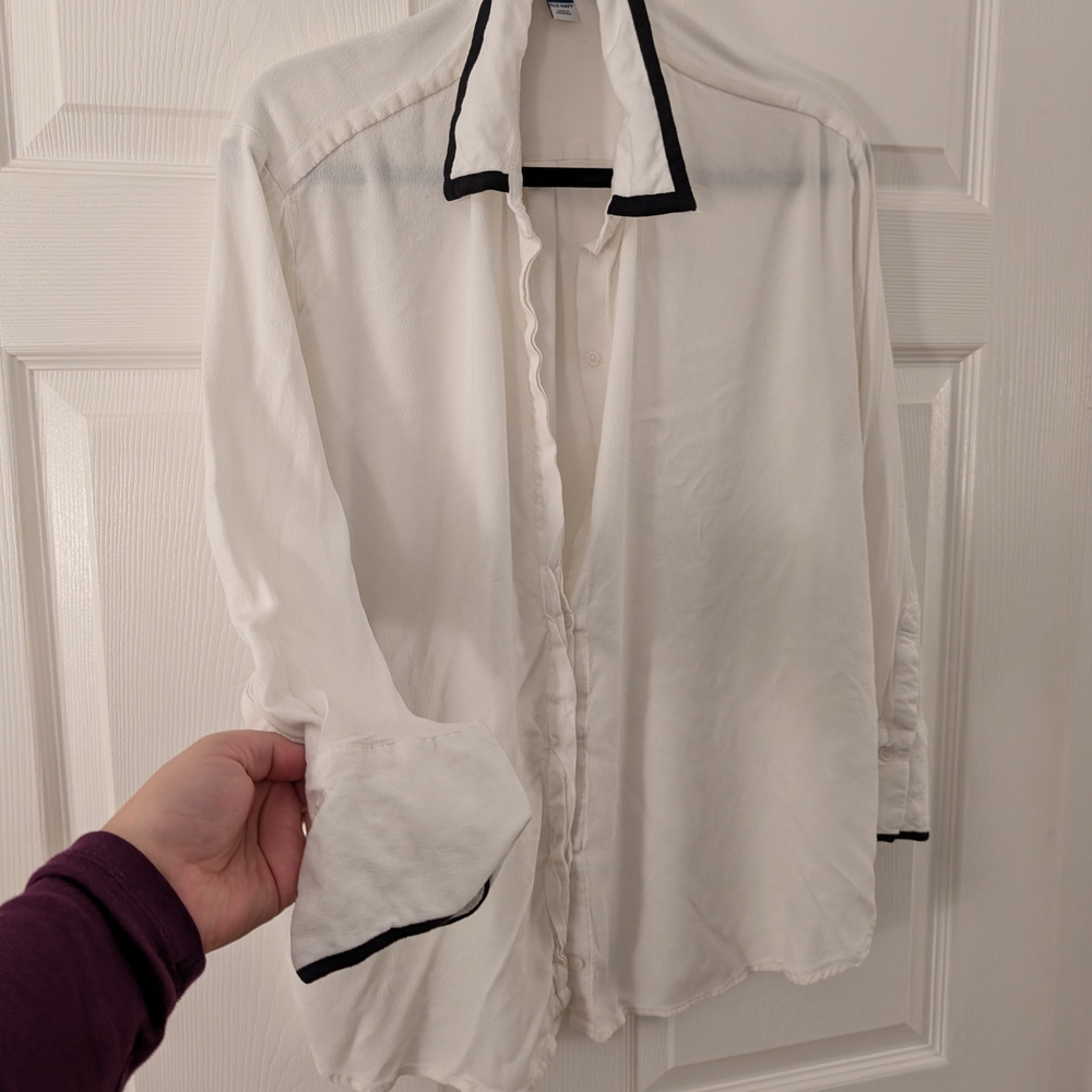 Old Navy White Womens Shirt with Black Accents